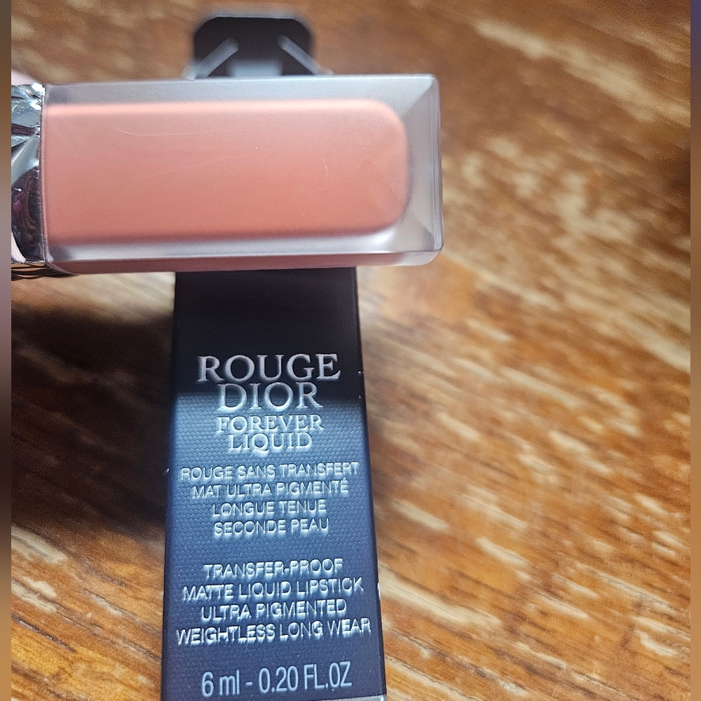 Dior Rouge Forever Liquid Lipstick - Forever Nude Touch- NIB